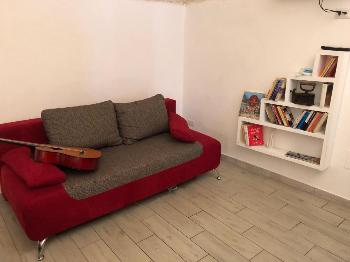 La Piccola Casa Di Tania In Via Fiore Terlizzi Esterno foto